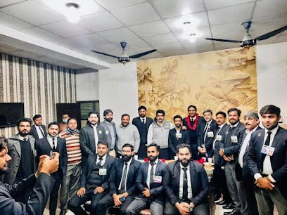 Legal Experts & Consultants