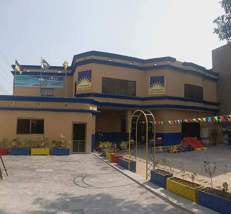 Building Available For Evening Academy/Tuition Center