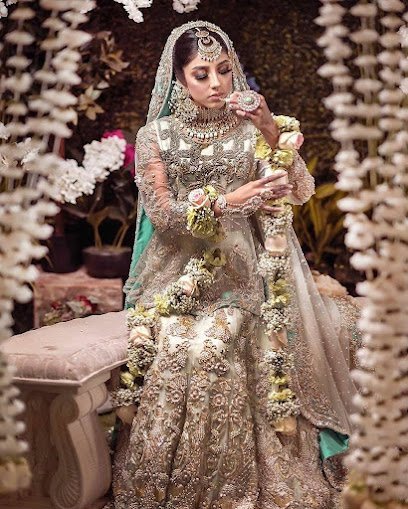 Mm Wedding Lawn
