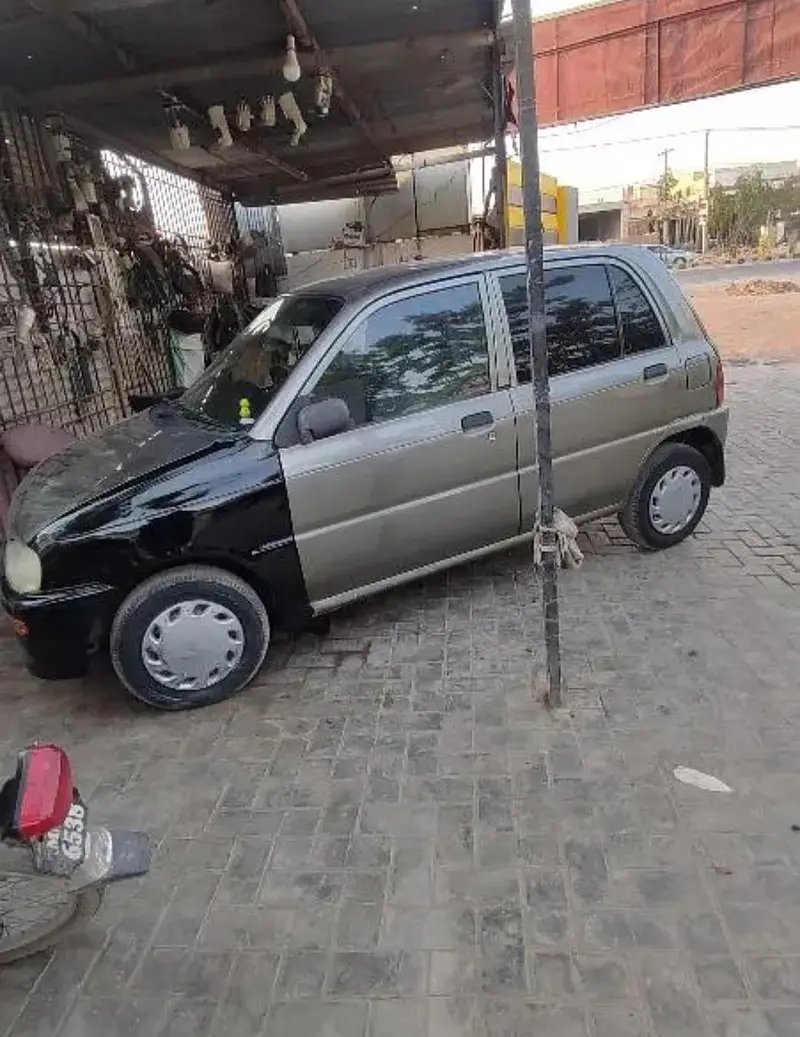 Daihatsu Coure Rent