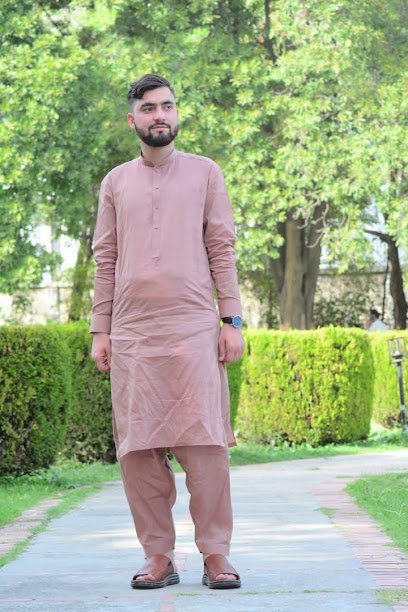 Dr. Salman Ahmad