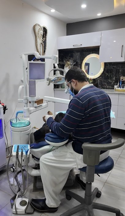 Al-Moiz Dental Clinic