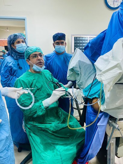 Dr. Arif Ali