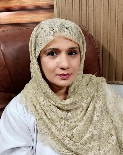 Dr. Laila Zeb