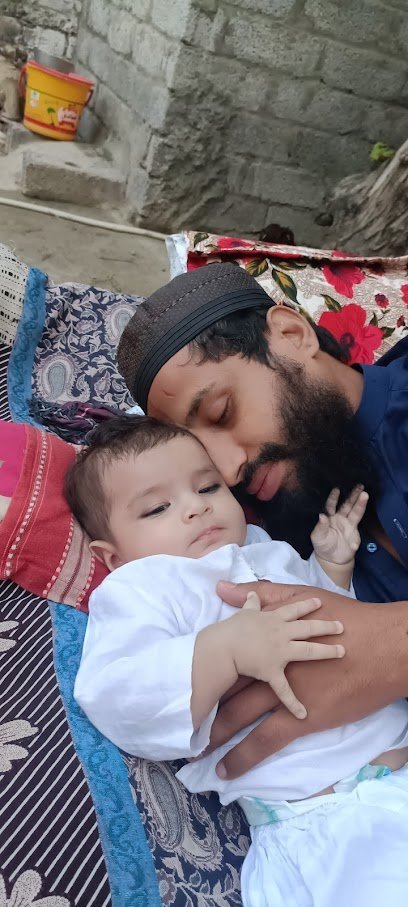 Molana Sheraz Dawakhana