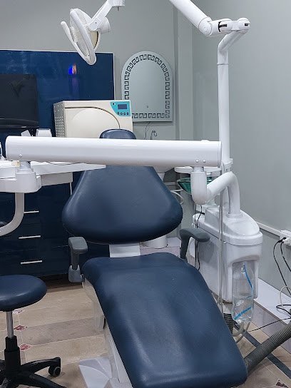 Aq Dental Clinic & Associates