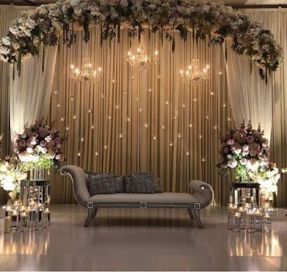 Royal Marriage Lawn