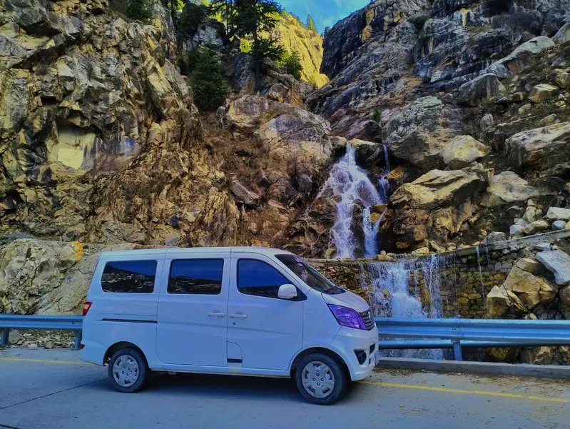 Changan Karwan Plus 7-Seater Car Rental