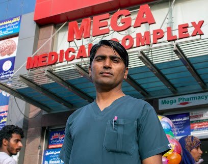 Dr Qasim Raza