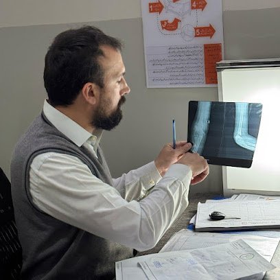 Dr Hassaan Zia
