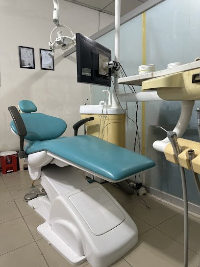 Aroush Dental