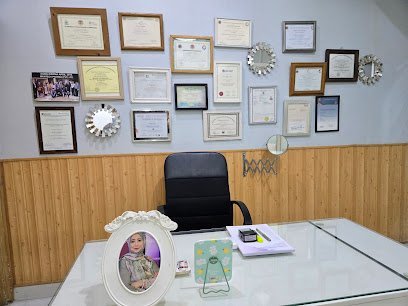 Dr. Attiya Tarreen