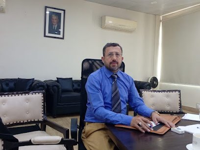 Dr Khurram