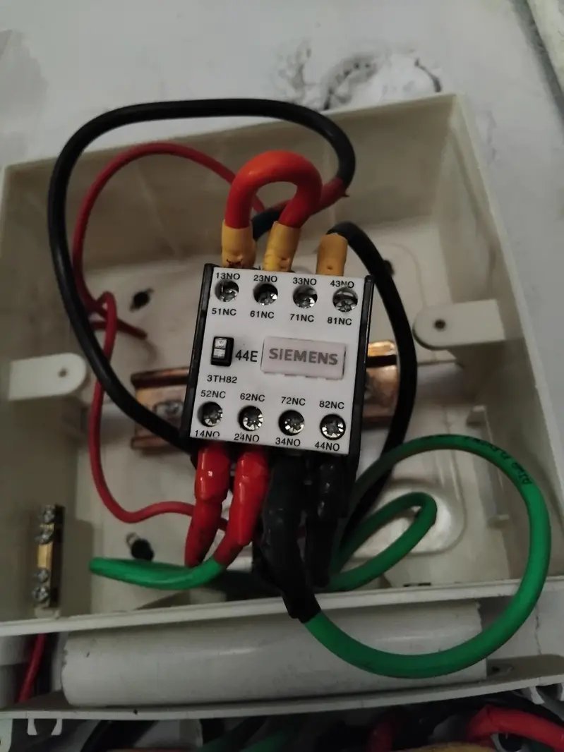 Electrician Services Available 24/7 03355364035