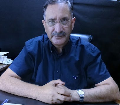 Professor Dr Asif Ali Khan
