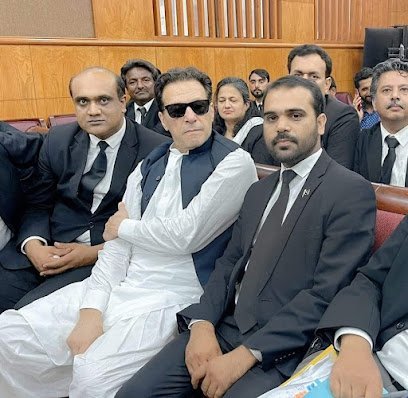 Best & Experienced Lawyer